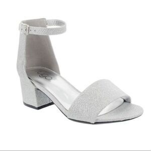 Sugar Women’s Sandals sz 7 Silver Block Heel NEW BB-34